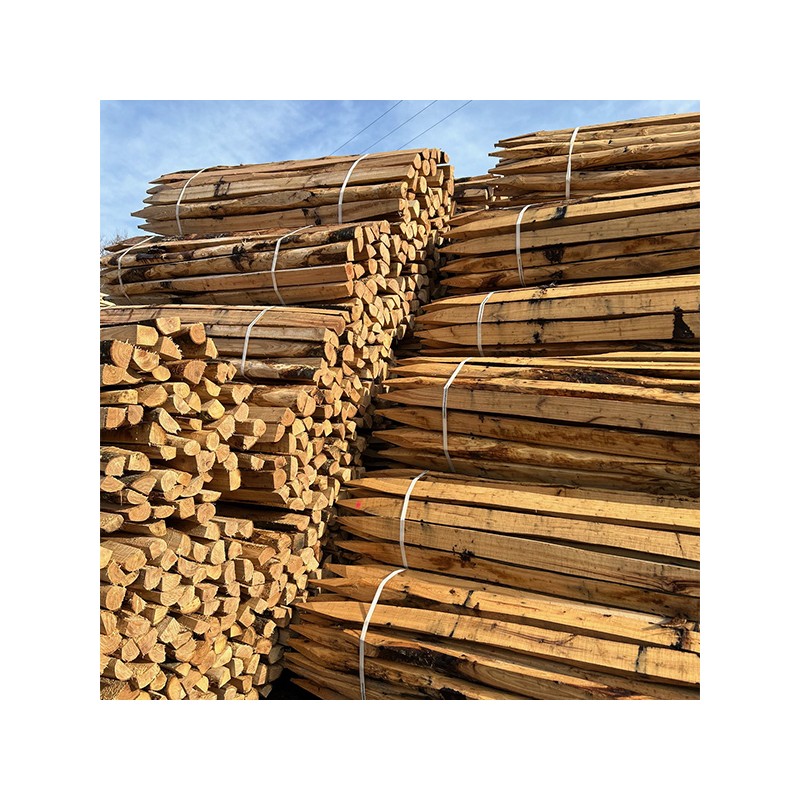 Sawn stakes made of chestnut